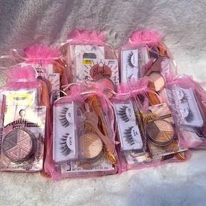 Eyelash makeup bundle